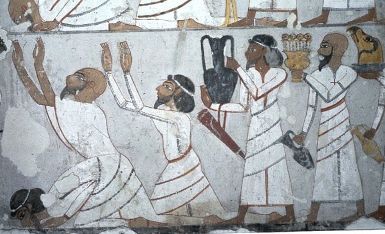Israelites bowing